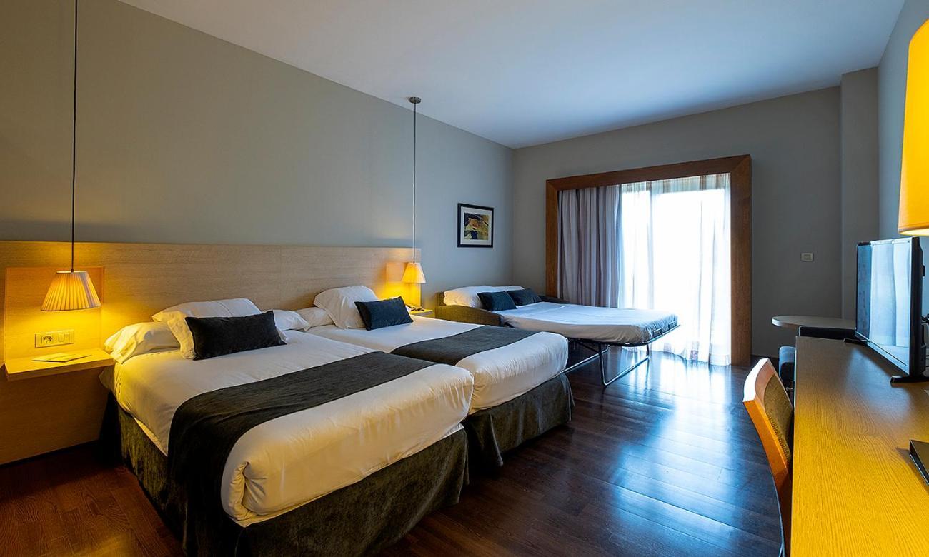 Hotel Spa Attica21 Вільяльба Екстер'єр фото