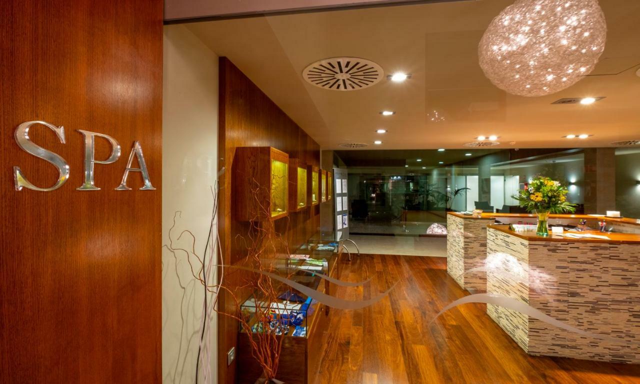 Hotel Spa Attica21 Вільяльба Екстер'єр фото